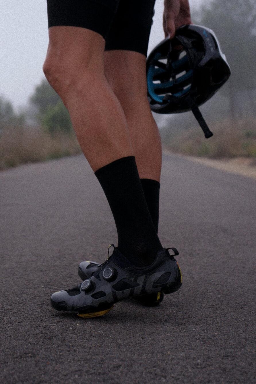 nologo merino black cycling socks 1